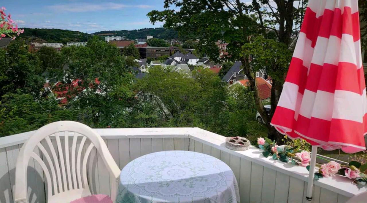 Nahlboms Apartment Sandefjord Exterior photo
